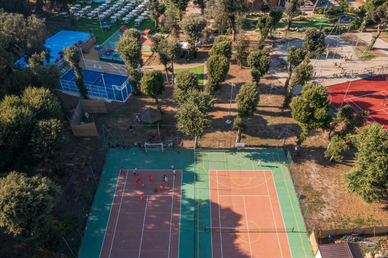 מרינה די קסטנייטו קרדוצ'י Paradu Ecovillage & Resort מראה חיצוני תמונה
