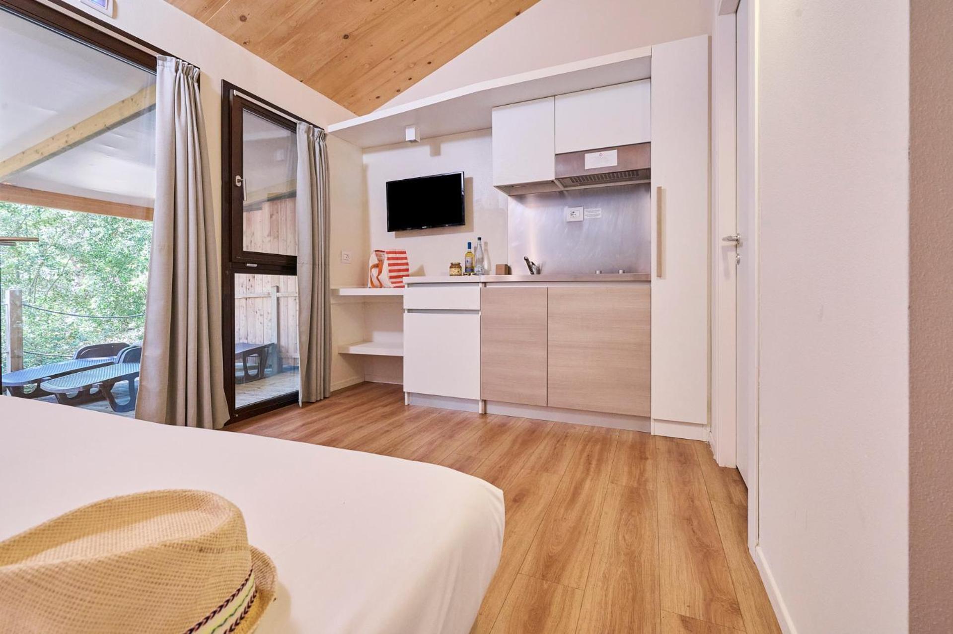 מרינה די קסטנייטו קרדוצ'י Paradu Ecovillage & Resort מראה חיצוני תמונה